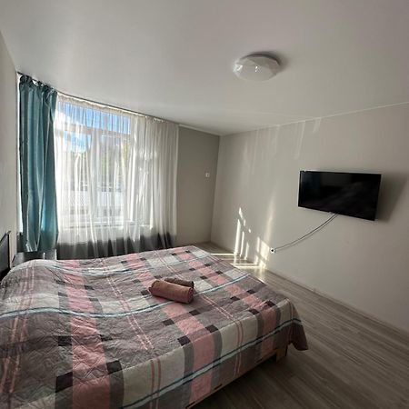 Апартаменти На Злуках Ternopil Exterior photo